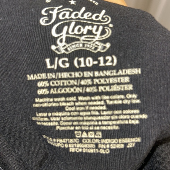 2️⃣ youth tee’s - Picture 4 of 8